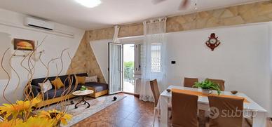 Trilocale Con Terrazzo e Garage