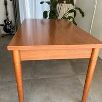 Tavolo + 4 sedie Scavolini.