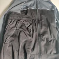 tuta pantaloni e felpa decathlon 