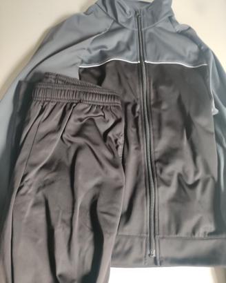 tuta pantaloni e felpa decathlon 