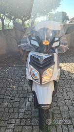 SYM HD 200 I.E.