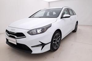 Kia Ceed MHEV Business Class iMT BR433203 1.6 Mild