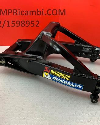 FORCELLONE POSTERIORE SUZUKI GSXR 1000 2003 2004 K