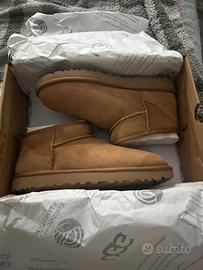 UGG Mini Originali Taglia 39