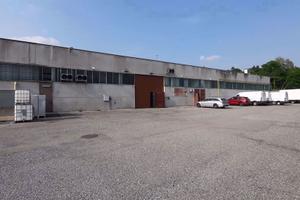 Capannone Industriale Senna Comasco