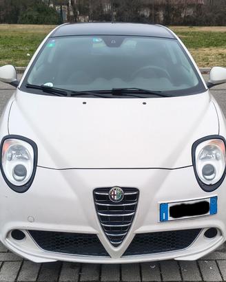 Alfa Romeo MiTo 105CV Distinctive Sport Pack