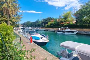 PORTOROSA - casa a schiera con giardino sul canale
