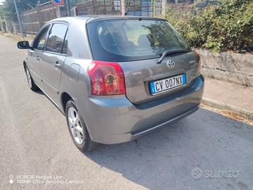 Toyota Corolla 2.0 16V D-4D 5 porte Sol