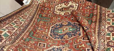 tappeto sherwan lavorato a mano motivo colorato