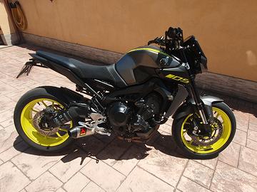 YAMAHA MT09 2018