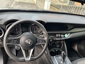 ALFA Romeo STELVIO 2.2 Q4 AT8 180 CV