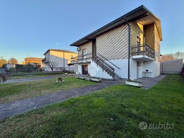 VILLA SINGOLA A CAPRALBA