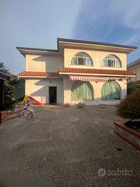 RIF. 540 VILLA UNIFAMILIARE CON GIARDINO - VILLAGG