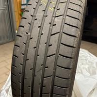 Gomme  estive 225/55 R 19 99V