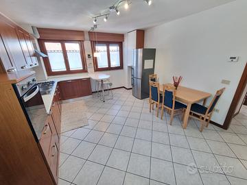 UDINE SUD - BICAMERE BISERVIZI con POSTO AUTO