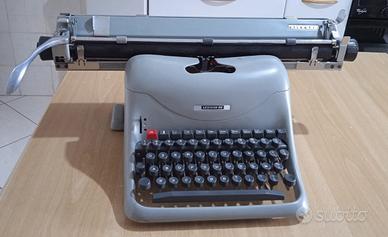 Macchina da scrivere Olivetti Lexikon 80