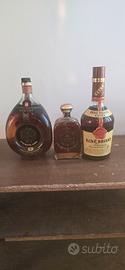 bottiglie di brandy,champagne whisky