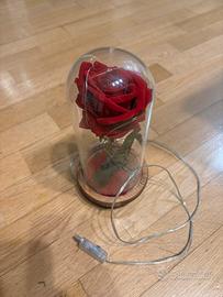 Lampada rosa “La bella e la Bestia”