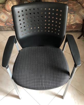 Poltroncina imbottita
