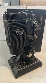 Proiettore Ampro vintage USA