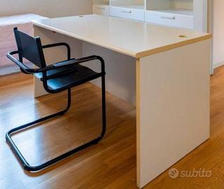 Scrivania & libreria