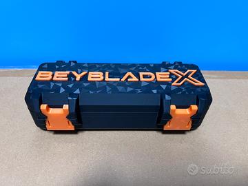 Deck Box Beyblade X Nero e Arancione
