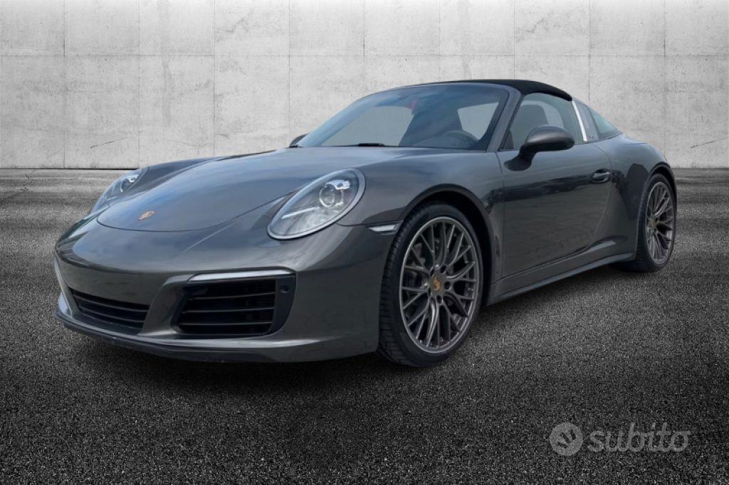 PORSCHE 911 (991)
