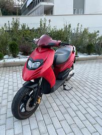 Aprilia sr 50 motard