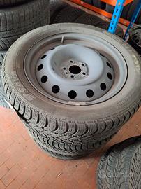 Set ruote invernali 205/55/R16 con cerchio