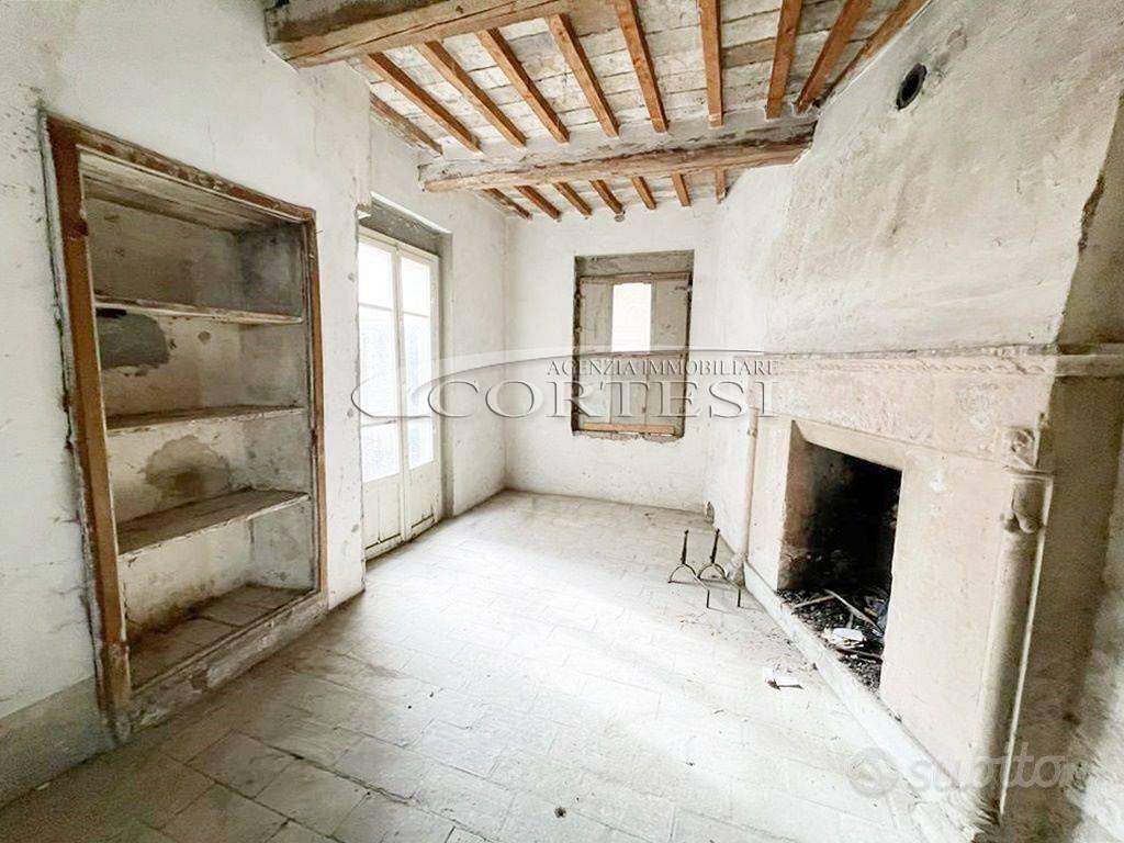 In Palazzo Storico Appartamento con terrazzo U/682 - Vista 3