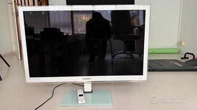 Televisione LG 40” bianca