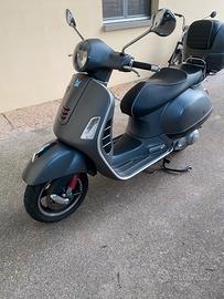 Vespa gts 300 super sport