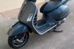 Vespa gts 300 super sport