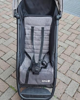 Passeggino ultracompatto Safety 1st Teeny