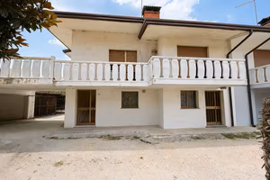 Lignano riviera - appartamento in villa