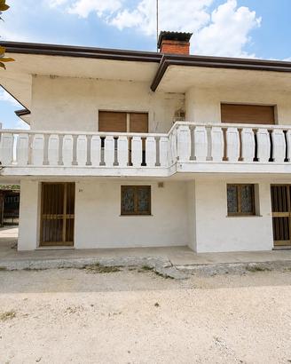 Lignano riviera - appartamento in villa