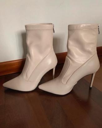 Queen Helena stivaletti donna con tacco n.38 Leggi