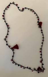 Collana di perline colorate
