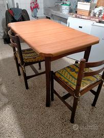 tavolo da cucina in formica 