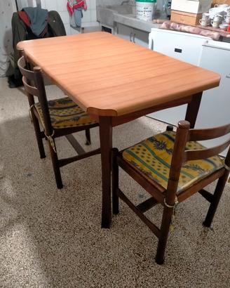 tavolo da cucina in formica 