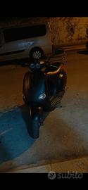 Faro Anteriore LED per vespa et2/et4