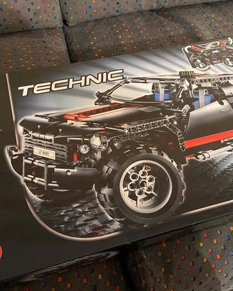 Lego Technic 8081 Extreme Cruiser Limited Edition