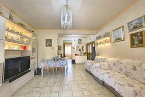 4 LOCALI A CIAMPINO