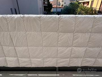 Piumino matrimoniale e 5 parure copripiumino