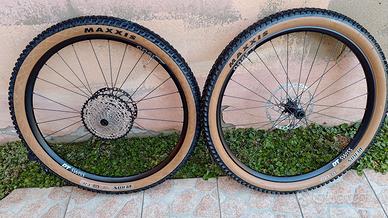 Set Ruote MTB 29" DT Swiss M1900 complete
