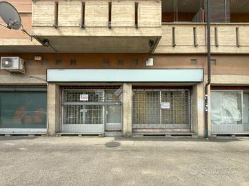 NEGOZIO A PIACENZA