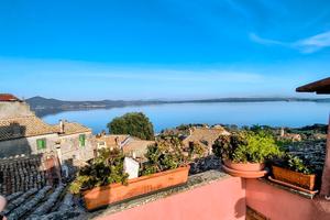 Ristrutturato unico nel suo genere