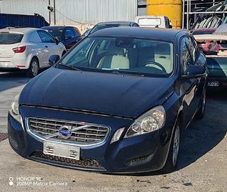 Ricambi Volvo V60 D3 2.0 TD 150 CV 2016