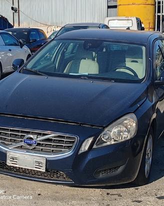 Ricambi Volvo V60 D3 2.0 TD 150 CV 2016