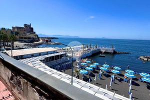 PALAZZINA A TORRE DEL GRECO